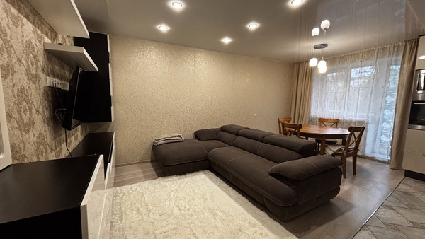 Продам трехкомнатную (3-комн.) квартиру, Андропова ул, 41/8, Ступино г