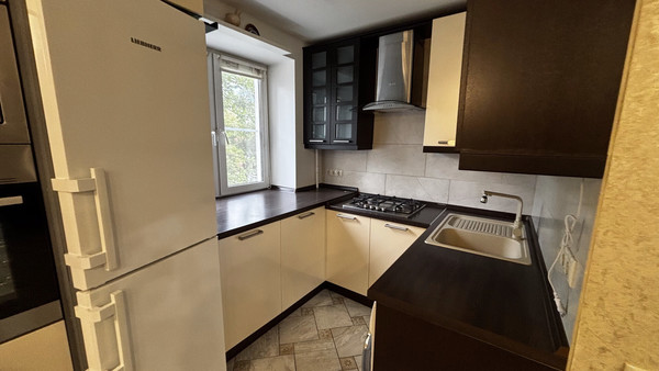 Продам трехкомнатную (3-комн.) квартиру, Андропова ул, 41/8, Ступино г