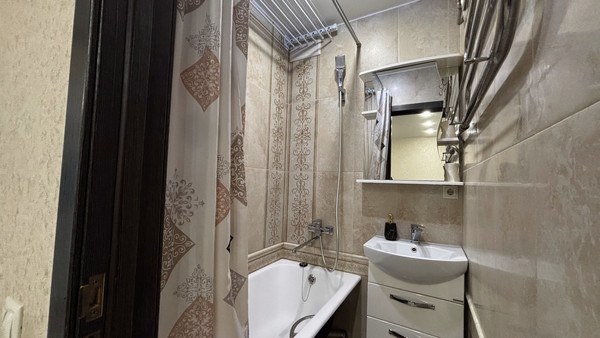 Продам трехкомнатную (3-комн.) квартиру, Андропова ул, 41/8, Ступино г
