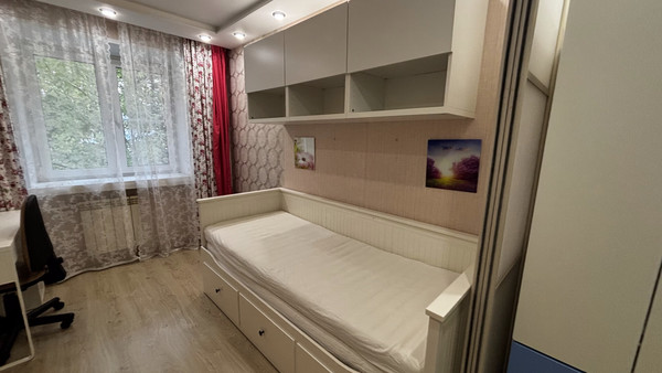 Продам трехкомнатную (3-комн.) квартиру, Андропова ул, 41/8, Ступино г