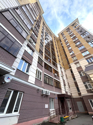 Продам двухкомнатную (2-комн.) квартиру, Баки Урманче ул, 1, Казань г