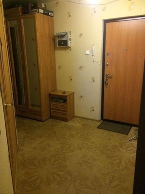 Продам однокомнатную (1-комн.) квартиру, Полевая ул, 14, Бугры п