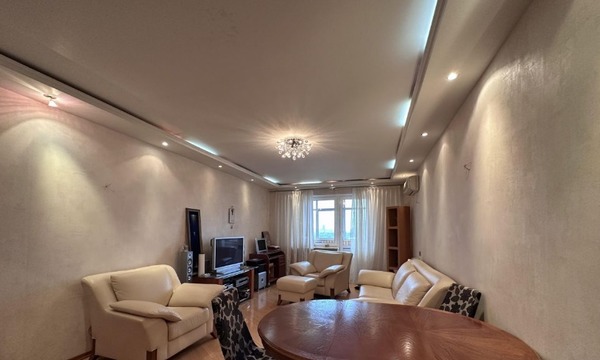 Продам трехкомнатную (3-комн.) квартиру, Рублёвское ш, 24к2, Москва г