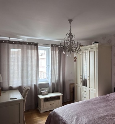 Продам трехкомнатную (3-комн.) квартиру, Рублёвское ш, 24к2, Москва г