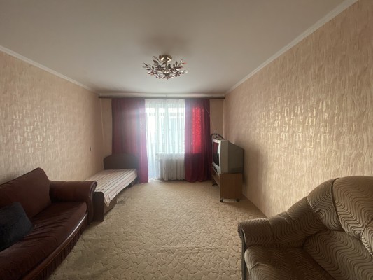 Продам трехкомнатную (3-комн.) квартиру, Гоголя ул, 44кб, Тихорецк г