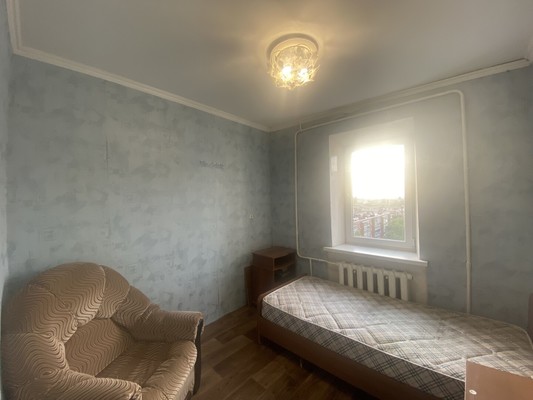 Продам трехкомнатную (3-комн.) квартиру, Гоголя ул, 44кб, Тихорецк г