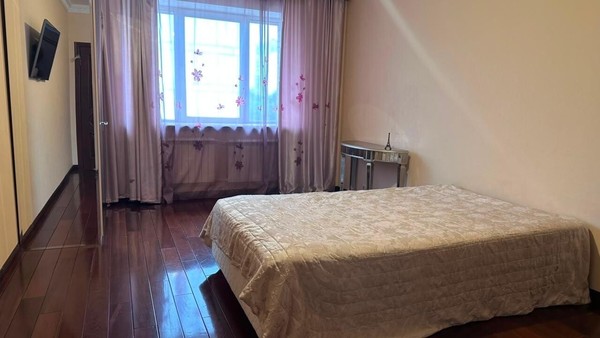 Продам трехкомнатную (3-комн.) квартиру, Россошанская ул, 2к4, Москва г