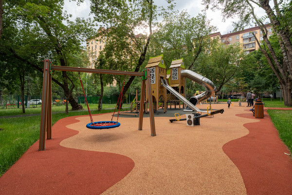 Продам трехкомнатную (3-комн.) квартиру, 3-я Фрунзенская ул, 7, Москва г