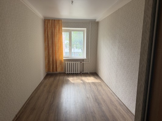 Продам двухкомнатную (2-комн.) квартиру, Коммунистический пр-кт, 12/2, Ростов-на-Дону г