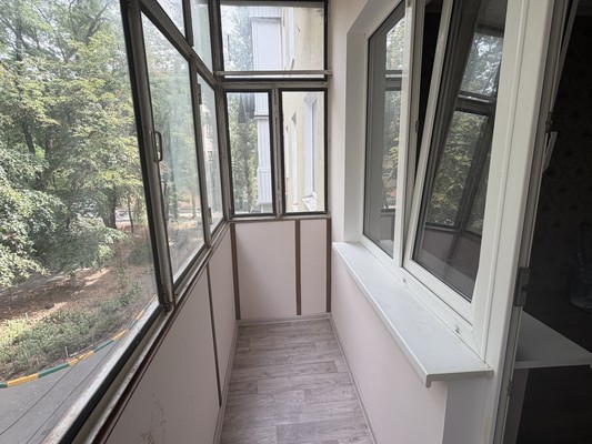 Продам двухкомнатную (2-комн.) квартиру, Коммунистический пр-кт, 12/2, Ростов-на-Дону г