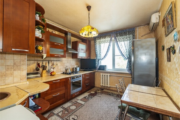 Продам трехкомнатную (3-комн.) квартиру, Космонавтов пр-кт, 14к15, Ростов-на-Дону г