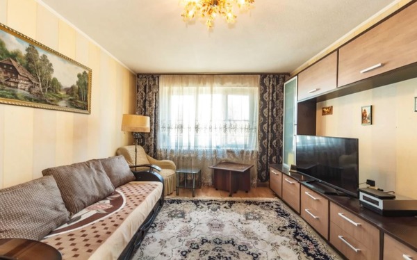 Продам трехкомнатную (3-комн.) квартиру, Космонавтов пр-кт, 14к15, Ростов-на-Дону г