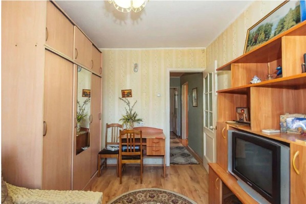 Продам трехкомнатную (3-комн.) квартиру, Космонавтов пр-кт, 14к15, Ростов-на-Дону г
