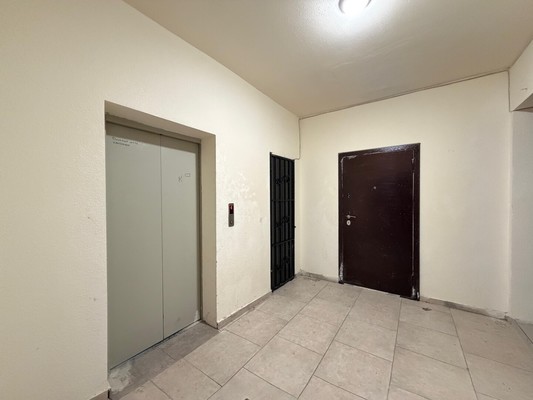 Продам трехкомнатную (3-комн.) квартиру, Шарданова ул, 48к5, Нальчик г