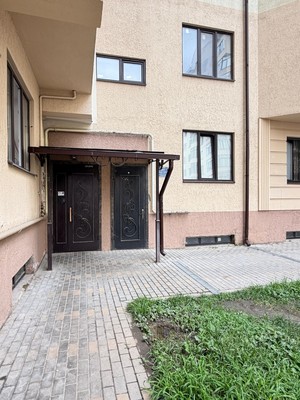 Продам трехкомнатную (3-комн.) квартиру, Шарданова ул, 48к5, Нальчик г