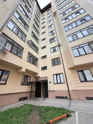 Продам трехкомнатную (3-комн.) квартиру, Шарданова ул, 48к5, Нальчик г