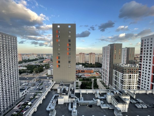 Продам трехкомнатную (3-комн.) квартиру, Сосновая ул, 1к1, Котельники г
