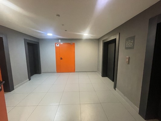 Продам трехкомнатную (3-комн.) квартиру, Сосновая ул, 1к1, Котельники г