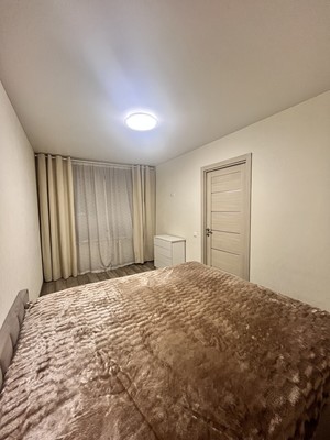 Продам двухкомнатную (2-комн.) квартиру, Винокурова ул, 12к1, Москва г
