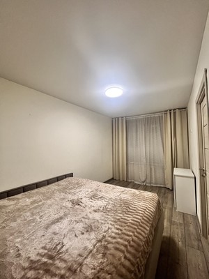 Продам двухкомнатную (2-комн.) квартиру, Винокурова ул, 12к1, Москва г