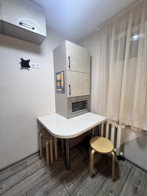 Продам двухкомнатную (2-комн.) квартиру, Винокурова ул, 12к1, Москва г