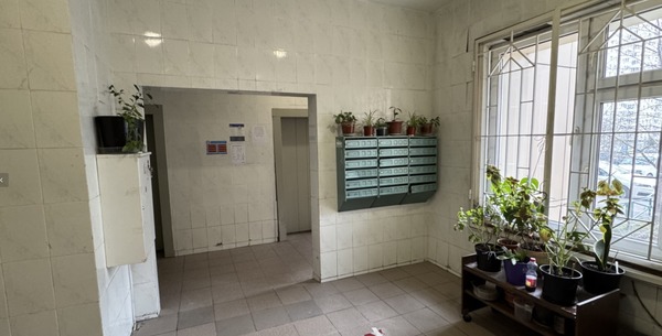 Продам трехкомнатную (3-комн.) квартиру, Комсомольский пр-кт, 24к2, Люберцы г