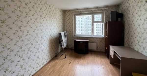 Продам трехкомнатную (3-комн.) квартиру, Комсомольский пр-кт, 24к2, Люберцы г