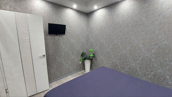 Продам двухкомнатную (2-комн.) квартиру, Восточно-Кругликовская ул, 76/4, Краснодар г