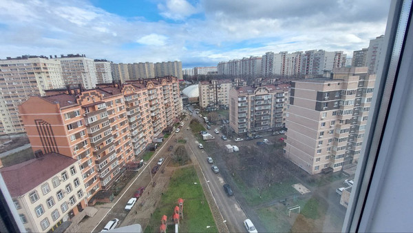 Продам двухкомнатную (2-комн.) квартиру, Восточно-Кругликовская ул, 76/4, Краснодар г