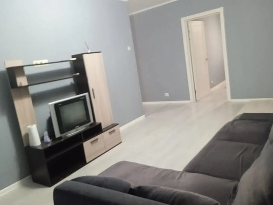 Сдам трехкомнатную (3-комн.) квартиру, Подольских Курсантов ул, 18к1, Москва г