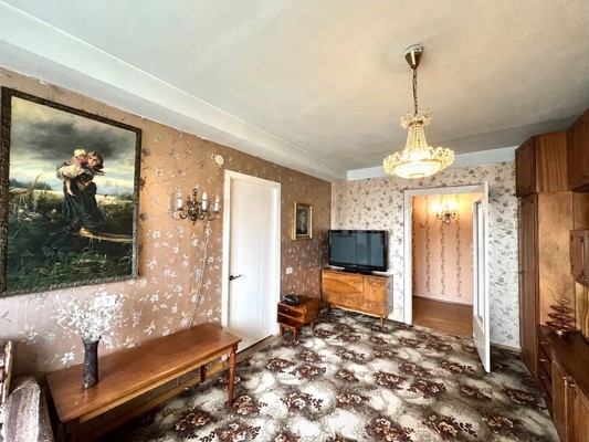Продам трехкомнатную (3-комн.) квартиру, Дубровинского ул, 54, Красноярск г