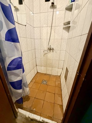 Продам 2-комн. в 4-комн. квартире, Киргизская ул, 10, Ростов-на-Дону г