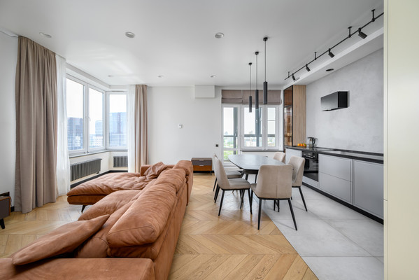 Продам трехкомнатную (3-комн.) квартиру, Багрицкого ул, 18, Москва г