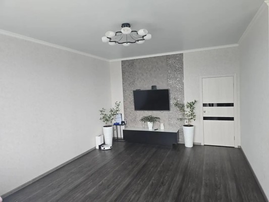 Продам трехкомнатную (3-комн.) квартиру, Айвазовского ул, 16, Казань г