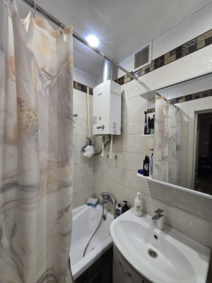 Продам двухкомнатную (2-комн.) квартиру, Октябрьский пр-кт, 120к3, Люберцы г