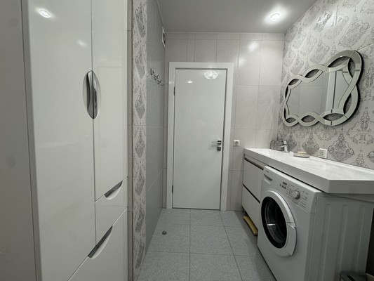 Продам двухкомнатную (2-комн.) квартиру, Николая Островского ул, 93кД, Пермь г