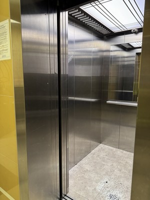 Продам двухкомнатную (2-комн.) квартиру, Николая Островского ул, 93кД, Пермь г