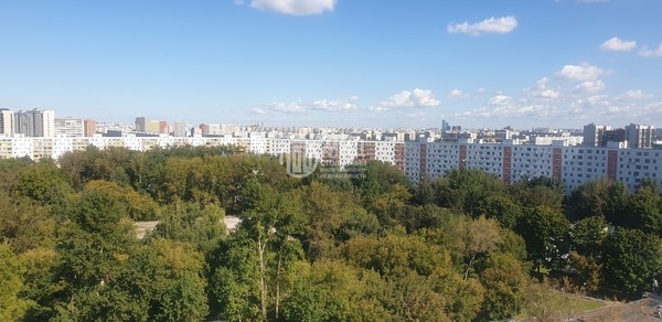Продам двухкомнатную (2-комн.) квартиру, Харьковская ул, 4к1, Москва г