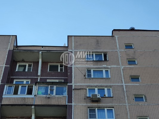 Продам двухкомнатную (2-комн.) квартиру, Харьковская ул, 4к1, Москва г