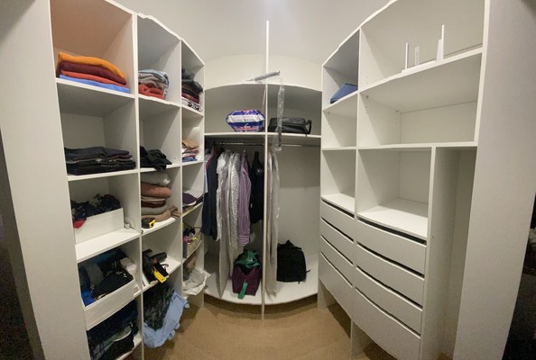 Продам двухкомнатную (2-комн.) квартиру, Боровское ш, 2к2, Москва г