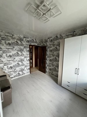Продам двухкомнатную (2-комн.) квартиру, Дзержинского ул, 126, Новороссийск г