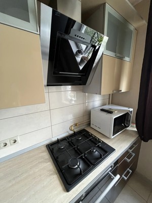Продам двухкомнатную (2-комн.) квартиру, Дзержинского ул, 126, Новороссийск г