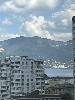 Продам двухкомнатную (2-комн.) квартиру, Дзержинского ул, 126, Новороссийск г