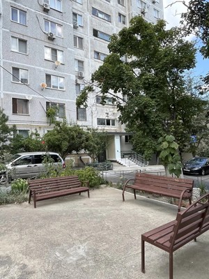 Продам двухкомнатную (2-комн.) квартиру, Дзержинского ул, 126, Новороссийск г
