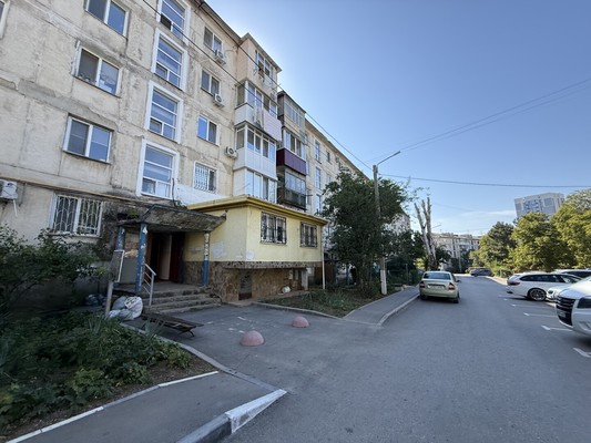 Продам двухкомнатную (2-комн.) квартиру, Ростовская ул, 22, Симферополь г