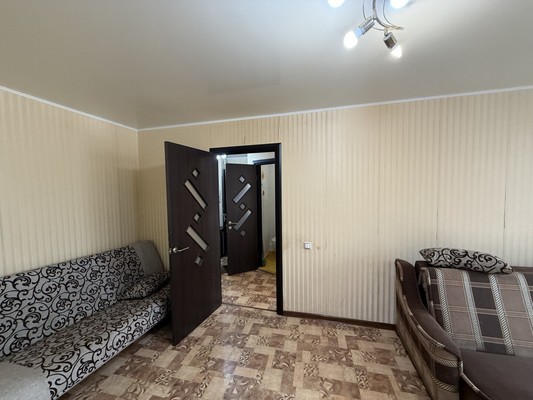 Продам двухкомнатную (2-комн.) квартиру, Спера ул, 6, Симферополь г