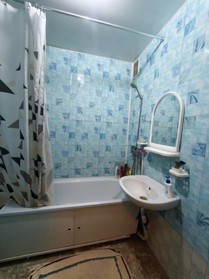 Продам двухкомнатную (2-комн.) квартиру, Андреева пер, 1388, Ростов-на-Дону г