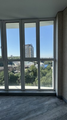 Продам двухкомнатную (2-комн.) квартиру, Привокзальная ул, 1/3, Ростов-на-Дону г