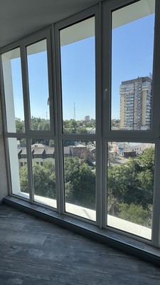 Продам двухкомнатную (2-комн.) квартиру, Привокзальная ул, 1/3, Ростов-на-Дону г