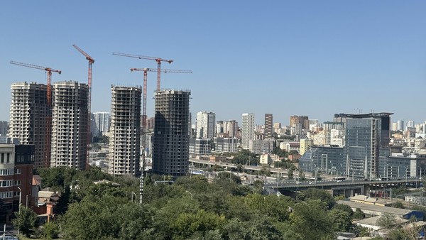 Продам двухкомнатную (2-комн.) квартиру, Привокзальная ул, 1/3, Ростов-на-Дону г